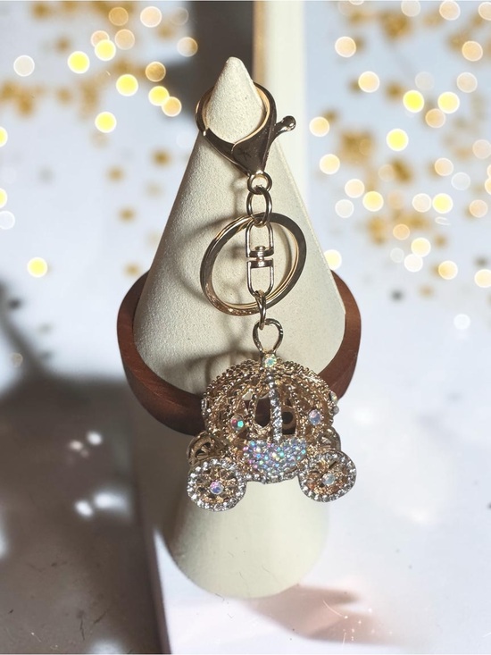 Accessories - Crystal Carriage Keychain Charm - NIP
